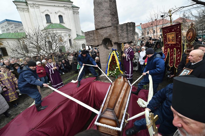 Zwłoki zamordowanego dziennikarza 15 lat czekały na pochówek