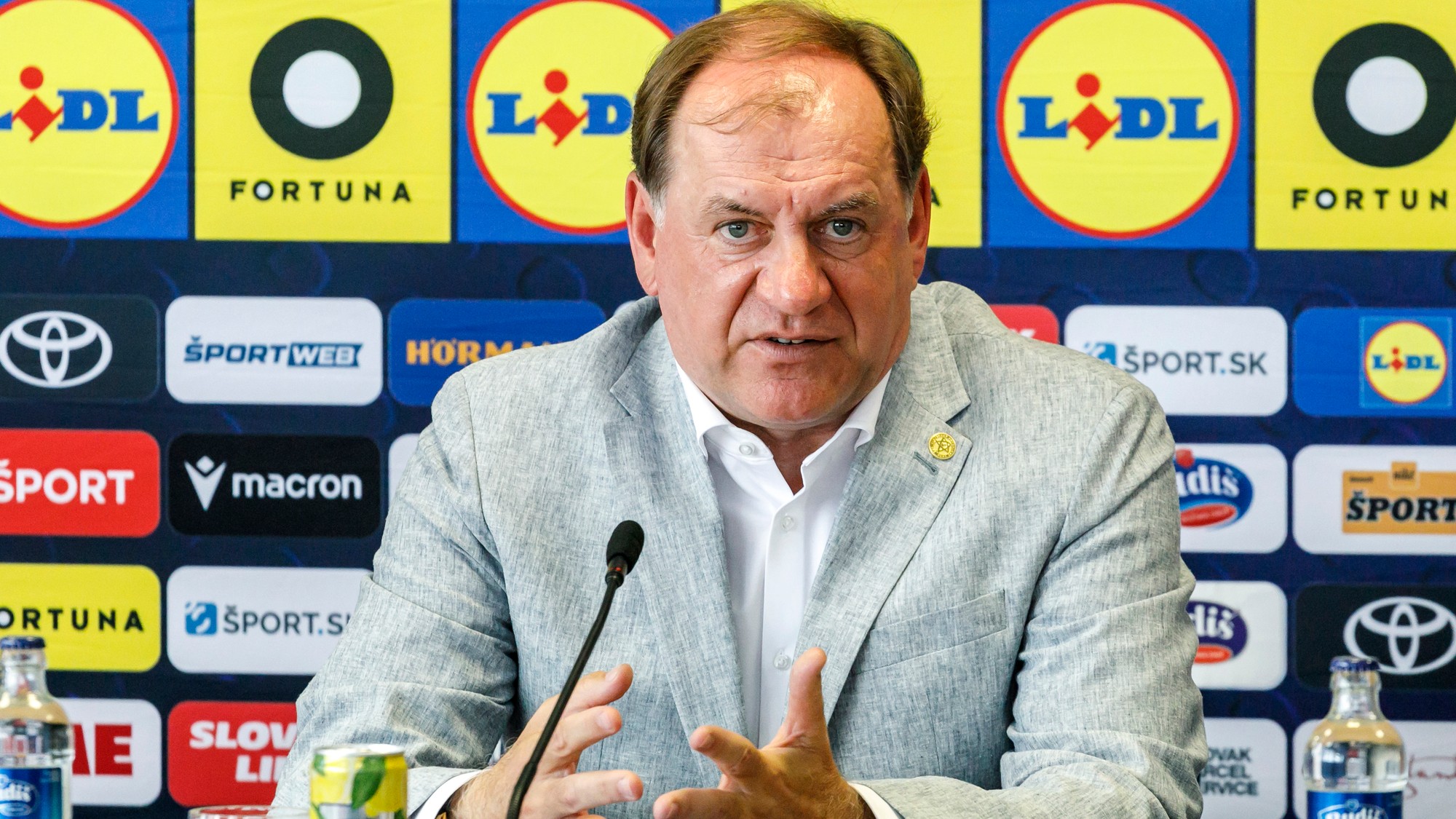 Futbalový tréner Vladimír Weiss st. 