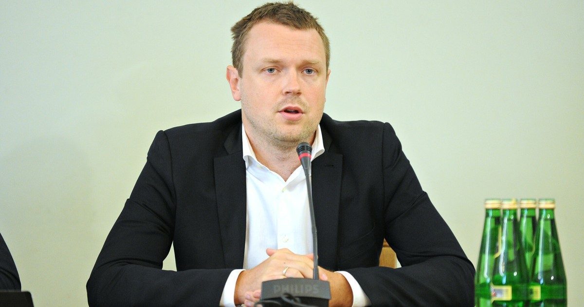 Wiadomo, ile zarabia Michał Tusk