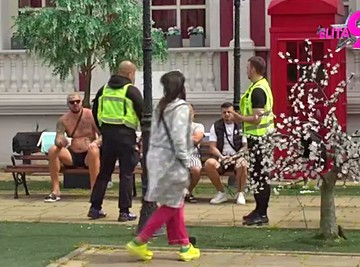 SKANDAL NEVIĐENIH RAZMERA: Bora Santana izgubio kontrolu, uputio JEZIVE kletve Boginji - Obezbeđenje hitno reagovalo!