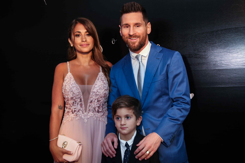 Lionel Messi z żoną Antonelą Roccuzzo i synem