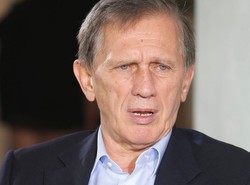 Englert apeluje do widzów swojego teatru: Padliśmy ofiarą hakerskiego szantażu, któremu nie chcemy ulec. Pomóżcie nam!