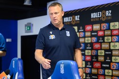 John van den Brom zapewnia, że Lech jest gotowy na starcie z Karabachem