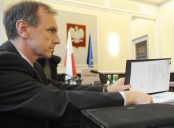 "Tajny aneks Macierewicza wywoła skandal"