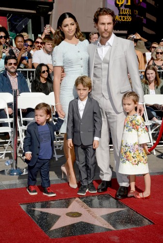 Matthew McConaughey z żoną i dziećmi