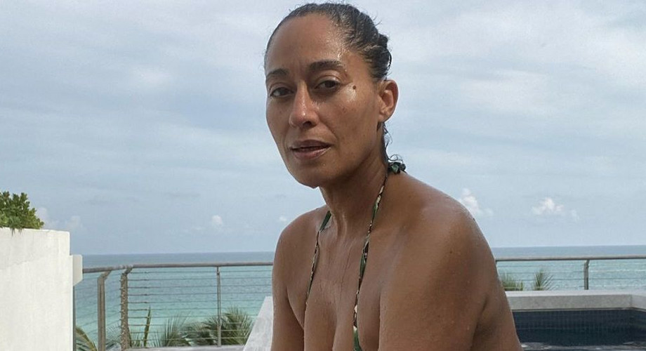 At 47 Tracee Ellis Ross Just Shared A Ton Of Unretouched Bikini Pics To Celebrate Her Birthday