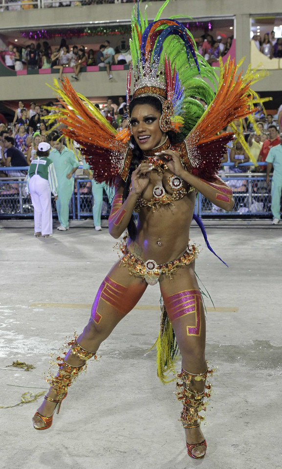 Brazil, RIO DE JANEIRO, 2012-02-20T042747Z_01_RIO475_RTRIDSP_3_BRAZIL-CARNIVAL.jpg