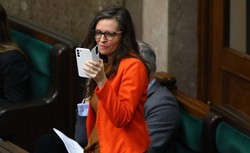 Awantura w Sejmie. Suski zabrał telefon Jachirze. NAGRANIE