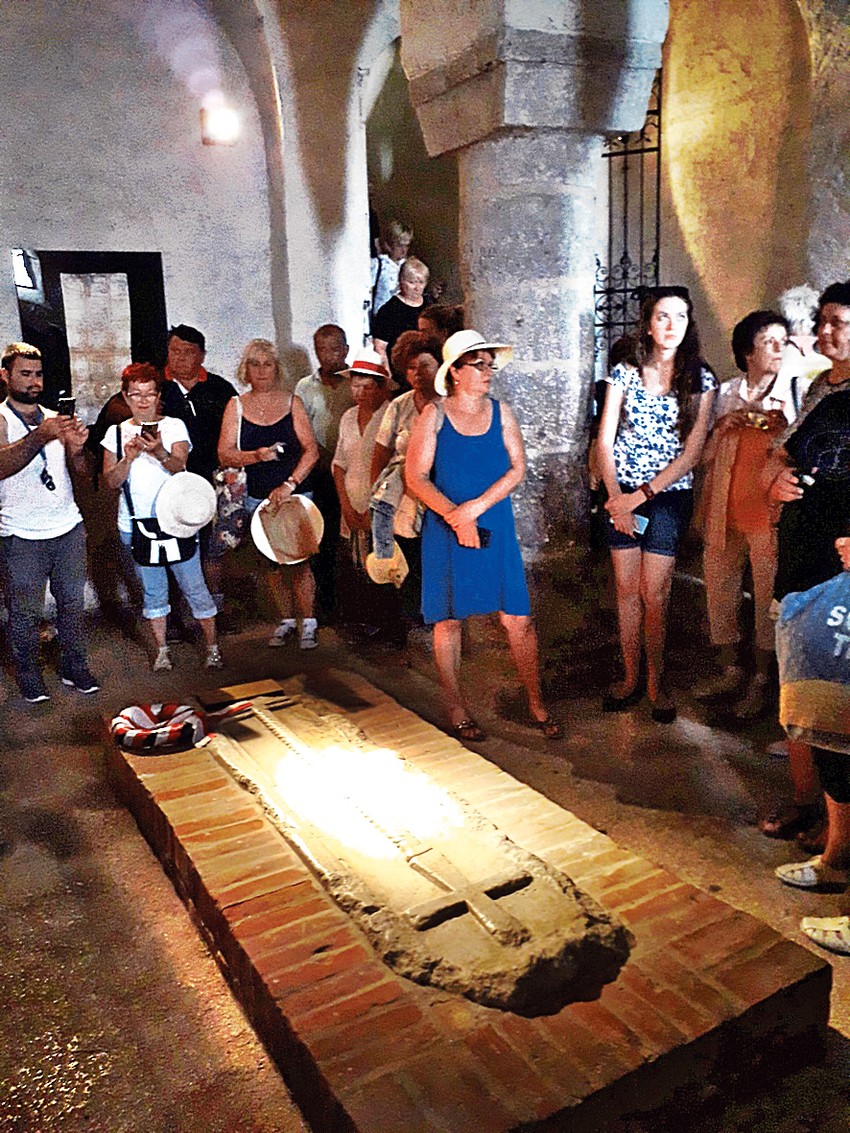 Jedini mađarski kraljevski grob u kojem počiva kralj