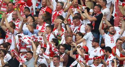 Stadion oszalał! Zobacz, jak cieszyli się Polacy po golu z Austrią! FILM