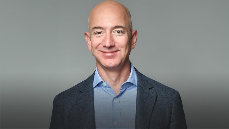 Jeff Bezos Najbogatszym Czlowiekiem Swiata Zycie Prywatne Miliardera Plejada Pl