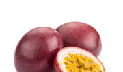 Marakuja (passiflora) - składniki odżywcze, właściwości, olejek z marakui. Jak jeść marakuję?