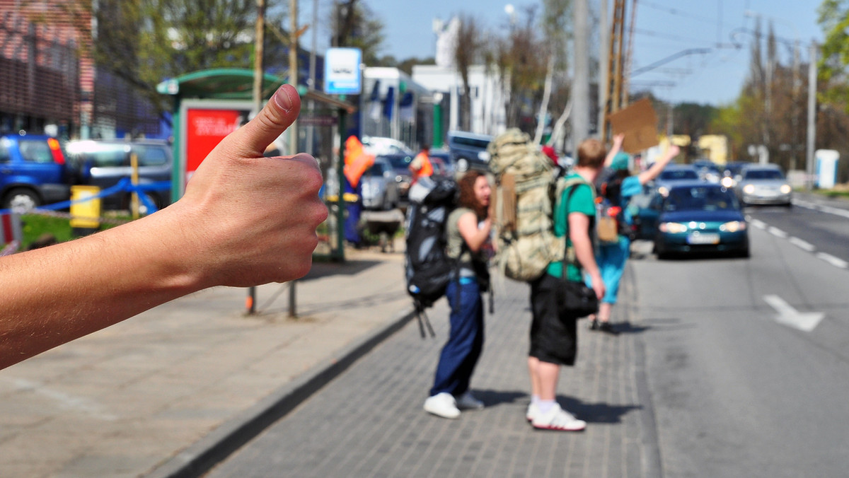 Jak co roku, w trakcie długiego majowego weekendu odbędą się Międzynarodowe Mistrzostwa Autostopowe. Zawody rozegrane zostaną po raz 19., w dniach 30 kwietnia - 3 maja, na trasie z Sopotu do Zadaru w Chorwacji. Historia zawodów sięga roku 1998, a ich rosnąca popularność przekracza powoli granice Europy.