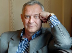 Marek Kondrat zareklamuje centrolewicę?