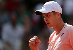 Goffin postawił się tylko w I secie. Potem poszło, jak z płatka. Hurkacz w 1/8 French Open