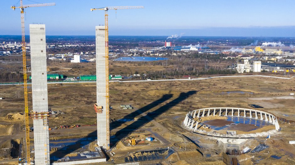 Wyburzanie inwestycji za 1,5 mld zł w Ostrołęce