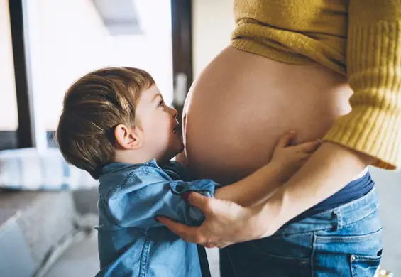 Bobas często kopie? To dobrze i w końcu znamy tego powód