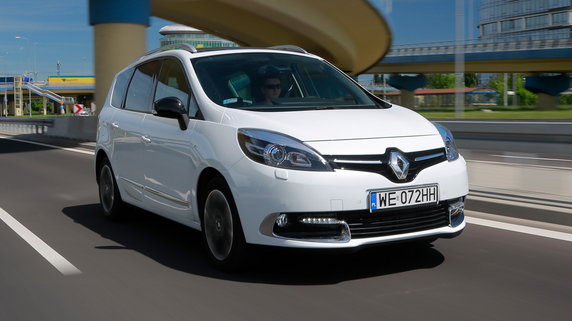 Renault (Grand) Scenic (III, 2009-16), z 2013 r. za 36 400 zł