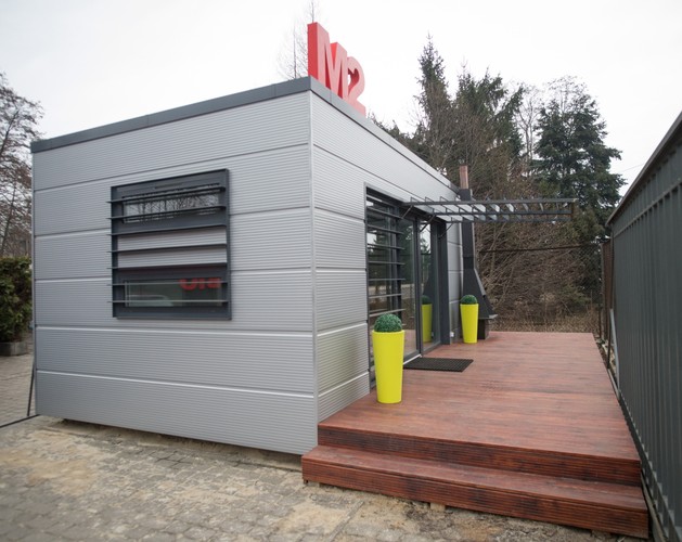 Ogromną zaletą projektu jest to, że obiekt nie jest na stałe związany z gruntem, dlatego może stanąć nawet w miejscach objętych zakazem zabudowy. <br><br> fot. (gm/mr) PAP/Grzegorz Michałowski