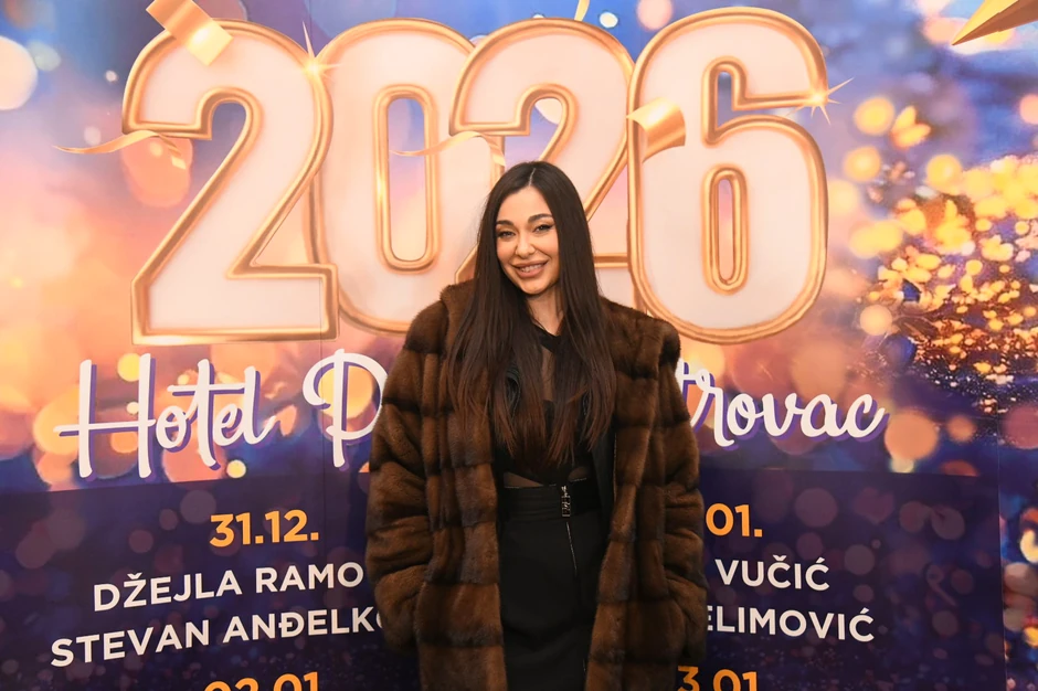 Mažestik doček Nove godine 2026 u Budvi