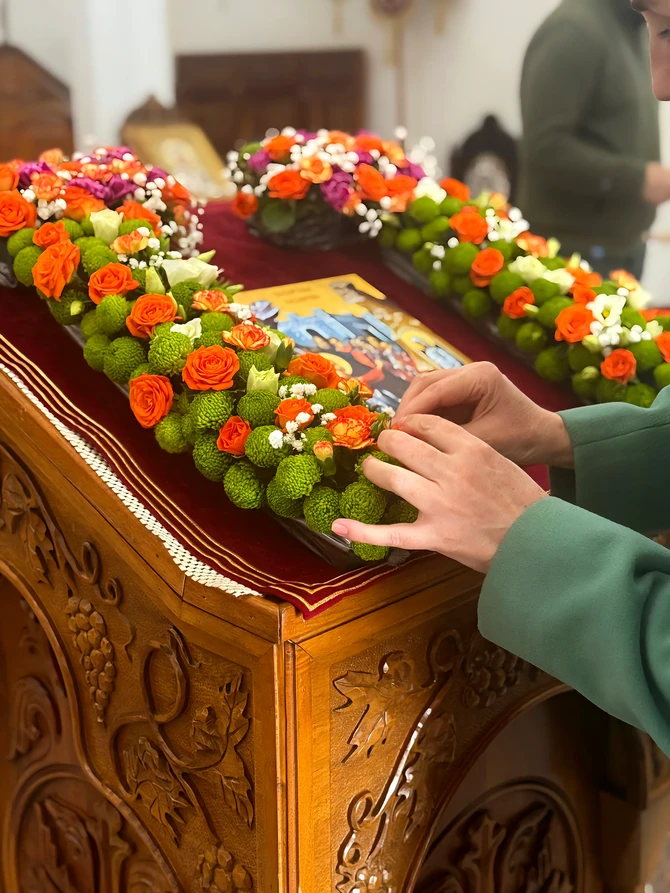 Hristos vaskrse, radosti moja!