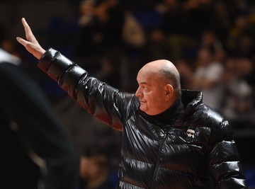 KOMEMORACIJA DUŠKU VUJOŠEVIĆU: Boris Tadić, Moka Slavnić, Predrag Danilović, Saša Đorđević u prvim redovima, MUK U SKUPŠTINI