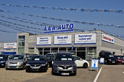 AAA Auto w poważnych tarapatach. Potężny dealer aut używanych pod lupą UOKiK