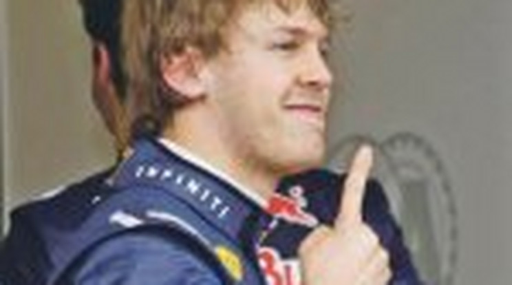 A világbajnok Vettel agyonverte a mezőnyt