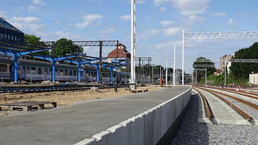 Olsztyn Główny. Przybywa nowych torów i rozjazdów [ZDJĘCIA]