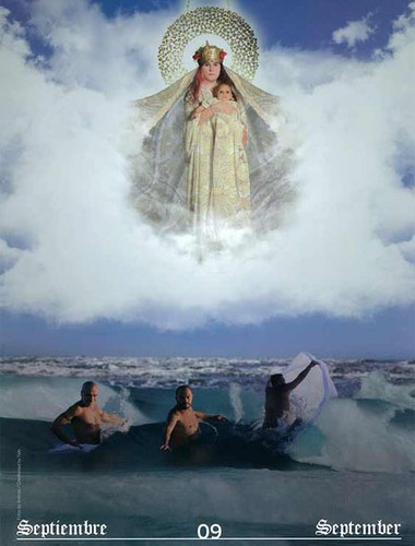 Hiszpańska organizacja gejów, lesbijek i osób transsesksualnych wydała kalendarz, do którego zapozowali członkowie organizacji. Cały dochód ze sprzedaży kalendarza ma być przeznaczony na działalność statutową stowarzyszenia