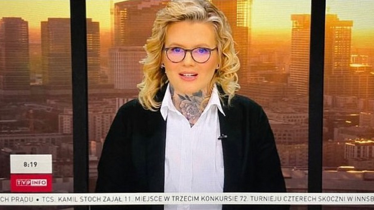 Wytatuowana prowadząca w TVP Info. Jej debiut wzbudza emocje. "Świat się kończy"