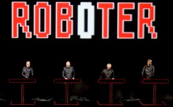 Kraftwerk trójwymiarową gwiazdą Malta Festival Poznań 2013