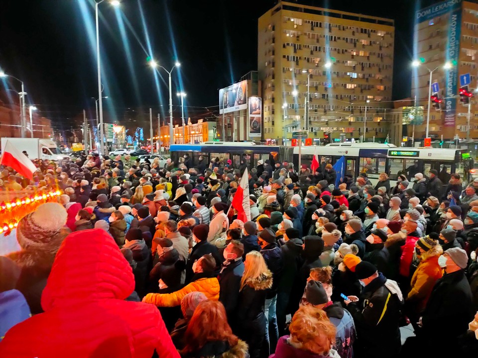 Protest na pl. Adamowicza w Szczecinie