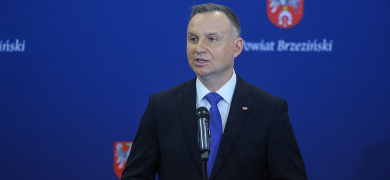 Prezydent przemawiał w Brzezinach. "Potrzebujemy wielkich lotnisk i centrów komunikacyjnych"