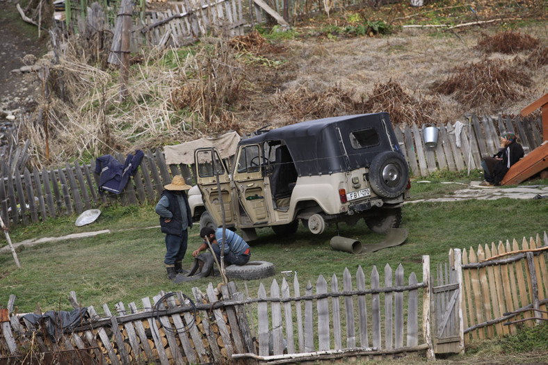 Auto Świat 4x4 Expedition: toast za Gruzję