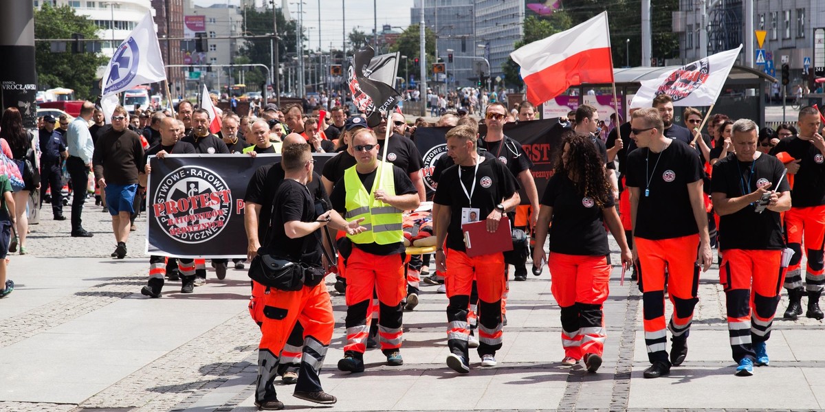 Protest ratowników medycznych.