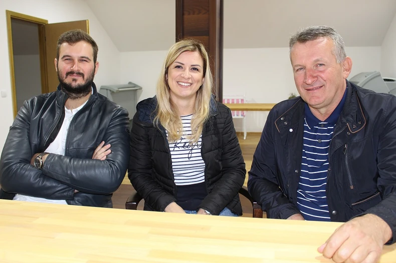 Zoran Subotić sa ćerkom Romanom i sinom Markom. 