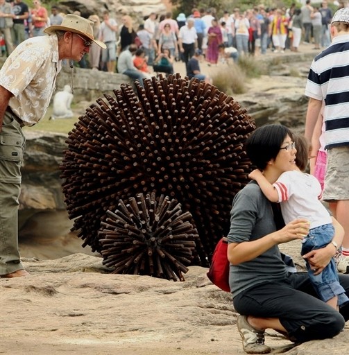 AUSTRALIA - SCULPTURE - SEA