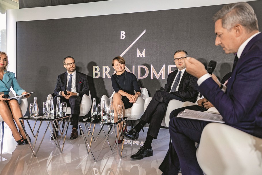 Od lewej: Business partner BPS, RASP Beata Mońka, prezes GPW Marek Dietl, wicepremier Jadwiga Emilewicz, prezes PFR Paweł Borys i prezes PKO BP Zbigniew Jagiełło spotkali się w panelu prowadzonym przez redaktora naczelnego „Forbesa” Pawła Zielewskiego, a dotyczącym odpowiedzialności liderów za biznes i całą gospodarkę