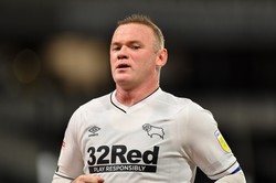 Wayne Rooney pracę trenerską w Derby County zaczął od porażki
