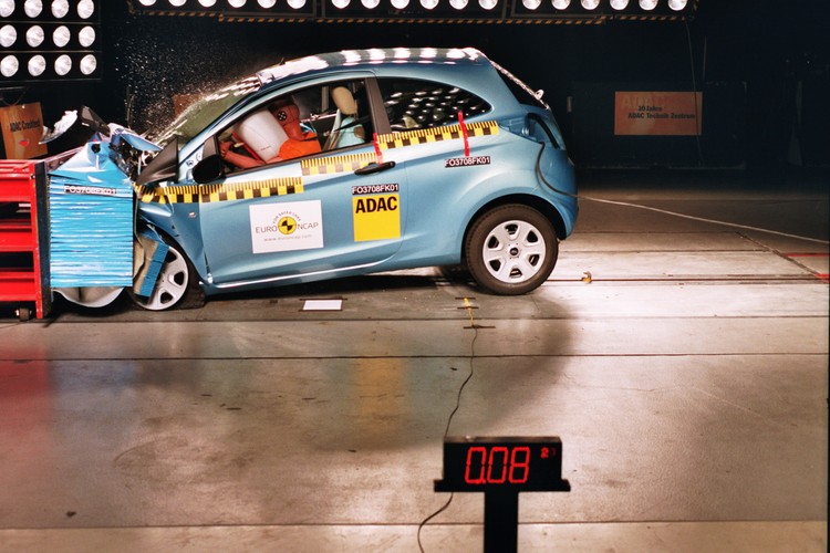 Ford Ka - ochrona dzieci: 4 gwiazdki