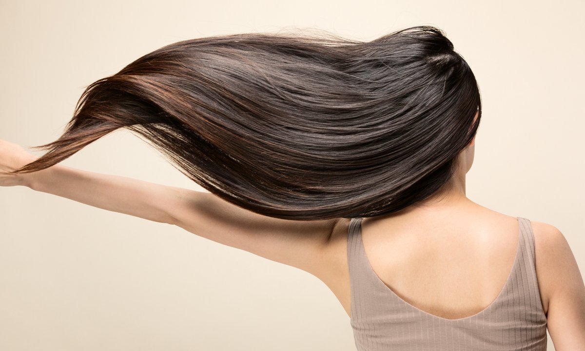 "Prawdziwy game changer w stylizacji włosów – lekka, a jednocześnie potężna."