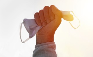 Morawiecki: Nie wykluczamy zniesienia od stycznia stanu zagrożenia epidemicznego