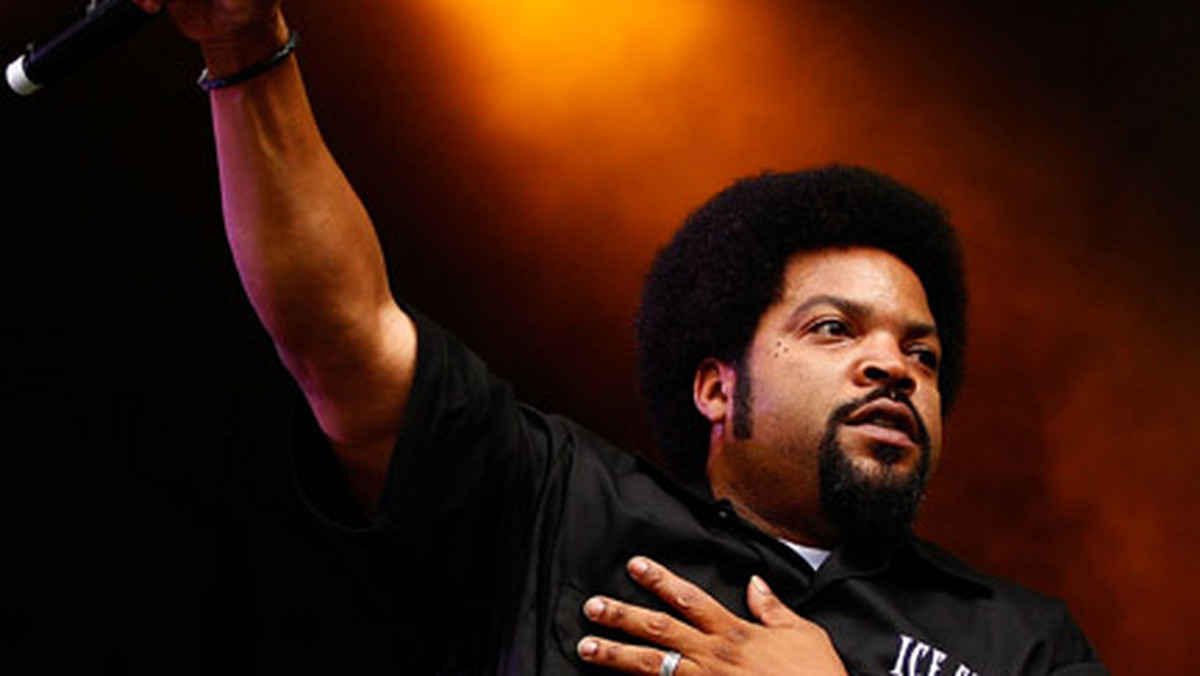 Ice Cube, który ostatnio koncentrował się głównie na karierze aktorskiej, rozpoczął właśnie pracę nad dziesiątym solowym albumem. Raper zapowiada, że będzie to zestaw mocnych nagrań, nawiązujących do jego korzeni.