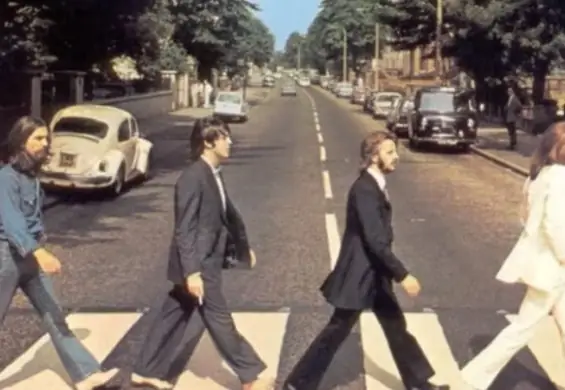 Po 49. latach Paul McCartney wraca na Abbey Road. Na przejściu dla pieszych odtworzył słynną okładkę krążka The Beatles