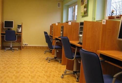 Tak przed laty wyglądało Centrum Kształcenia na Odległość w Skołyszynie, gminie w województwie podkarpackim