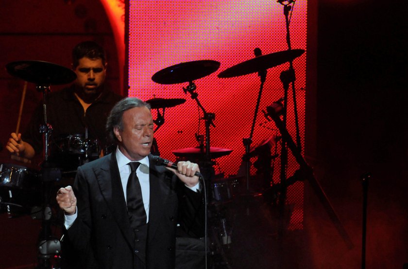 Julio Iglesias