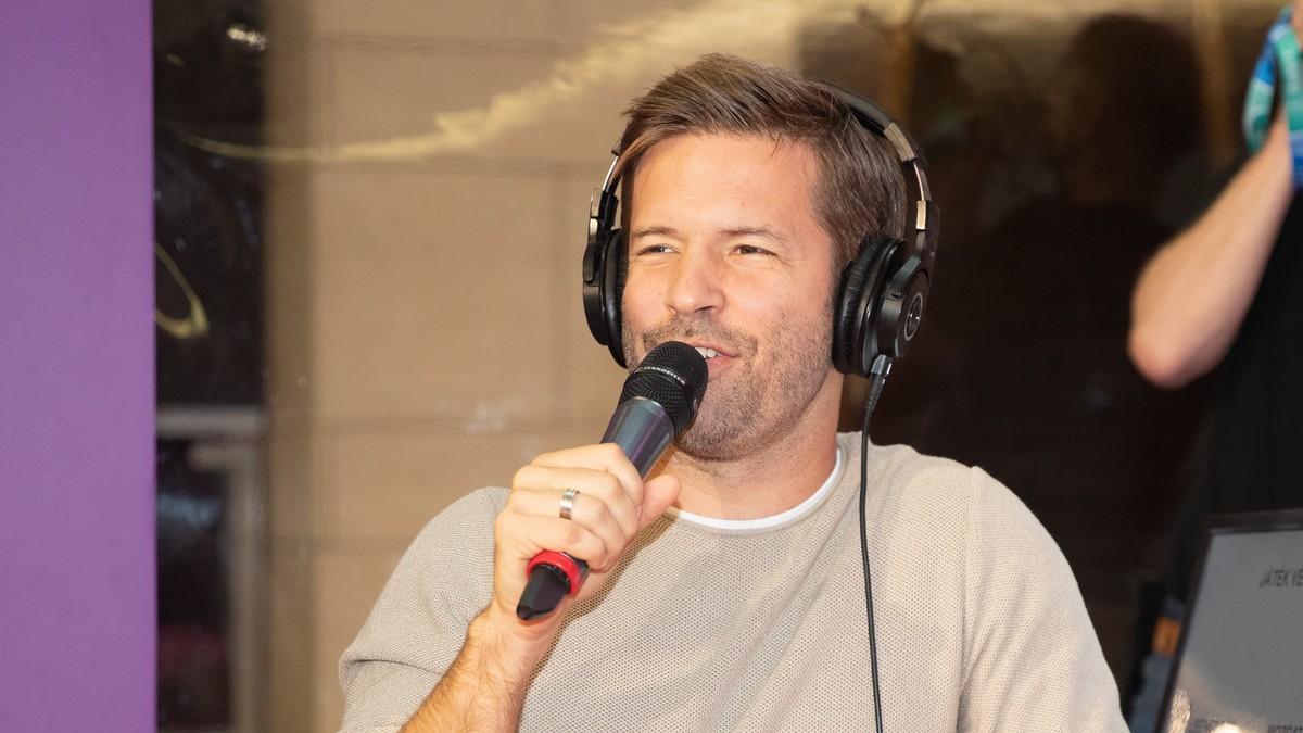 Nem értékelte a Médiatanács Balázsék poénjait: kemény büntetést ért a „rasszizmusból táplálkozó humorizálásuk”