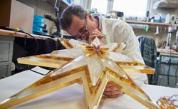 Gwiazda Pokoju wykonana w Polsce trafi do Groty Narodzenia w Betlejem