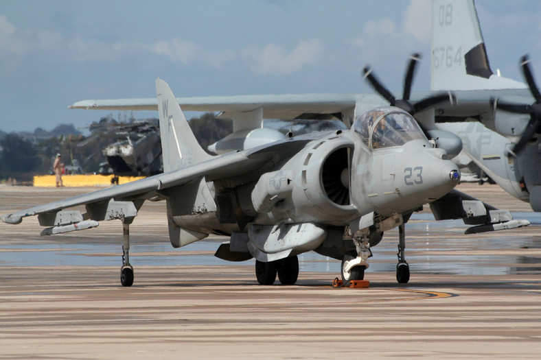 McDonnell Douglas AV-8B Harrier II